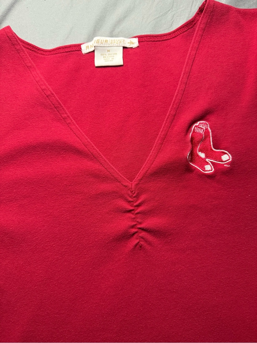 Antigua Sport Boston Red Sox Red V-Neck T-Shirt Women's Medium MLB Embroidered - Picture 6 of 7